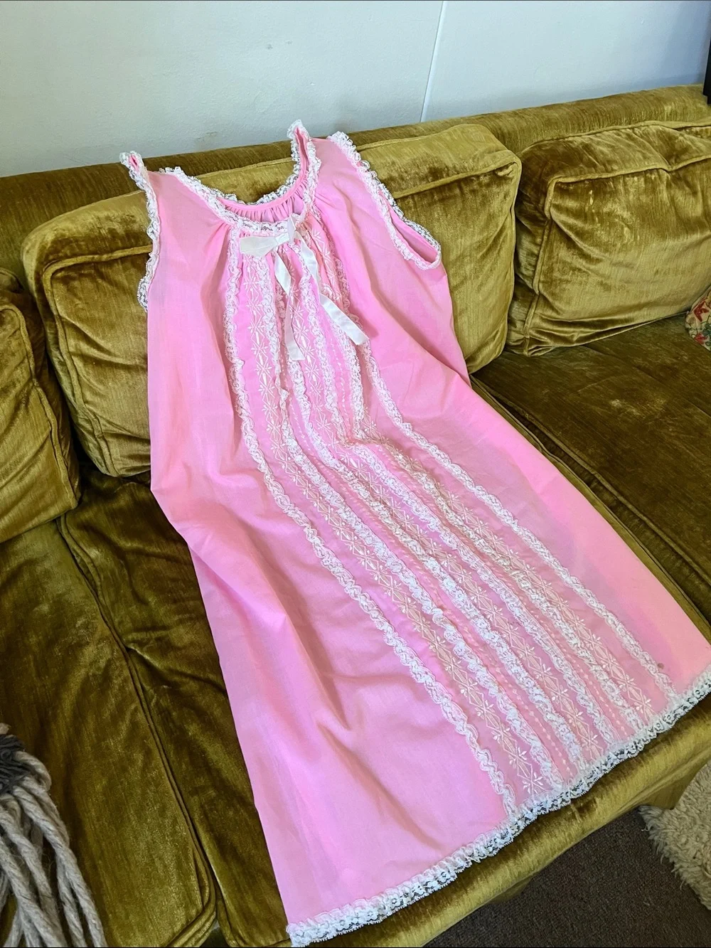 Vintage Pink Sleeveless Babydoll Nightgown with White Lace lingerie coquette - Picture 4 of 13